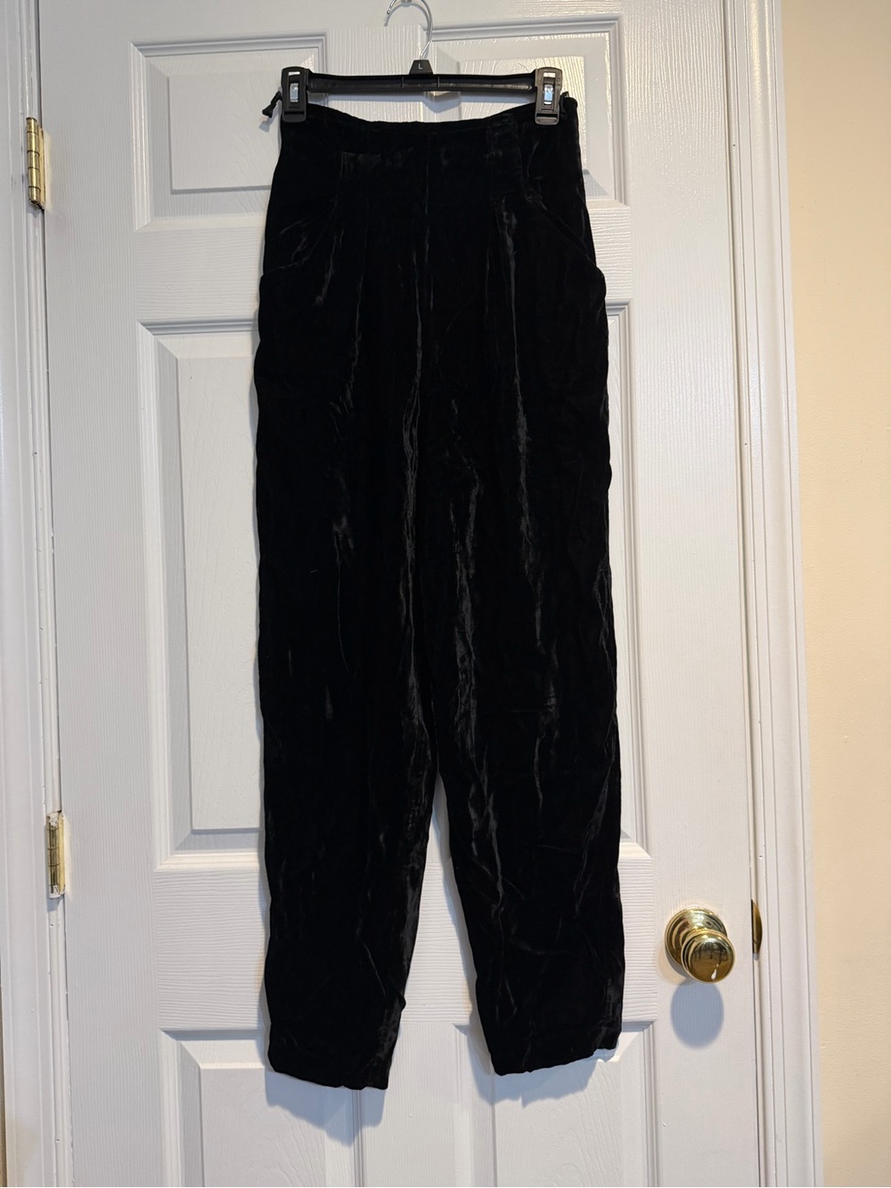 VTG Wide Leg Harem Velvet Pants in Black